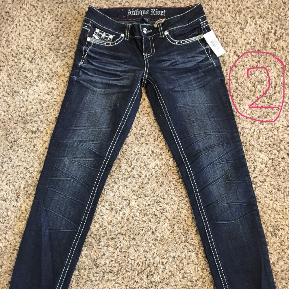Antique Rivet Jeans - Picture 2 of 4